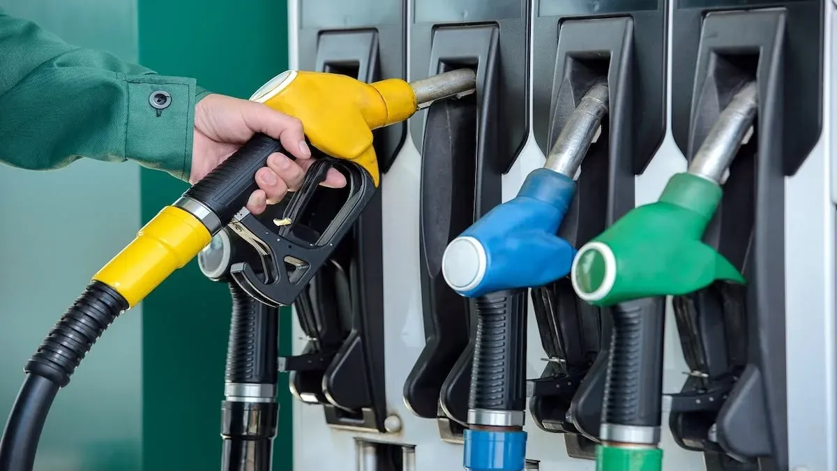 Tamil Nadu petrol pump dealers threaten to halt UPI payments over account freezes