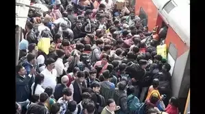 Train Services from Patna Suspended Following Prayagraj Stampede