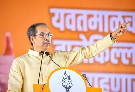 Uddhav Thackeray fires back at rebel MPs in Vidarbha rally after 'Operation Tiger'