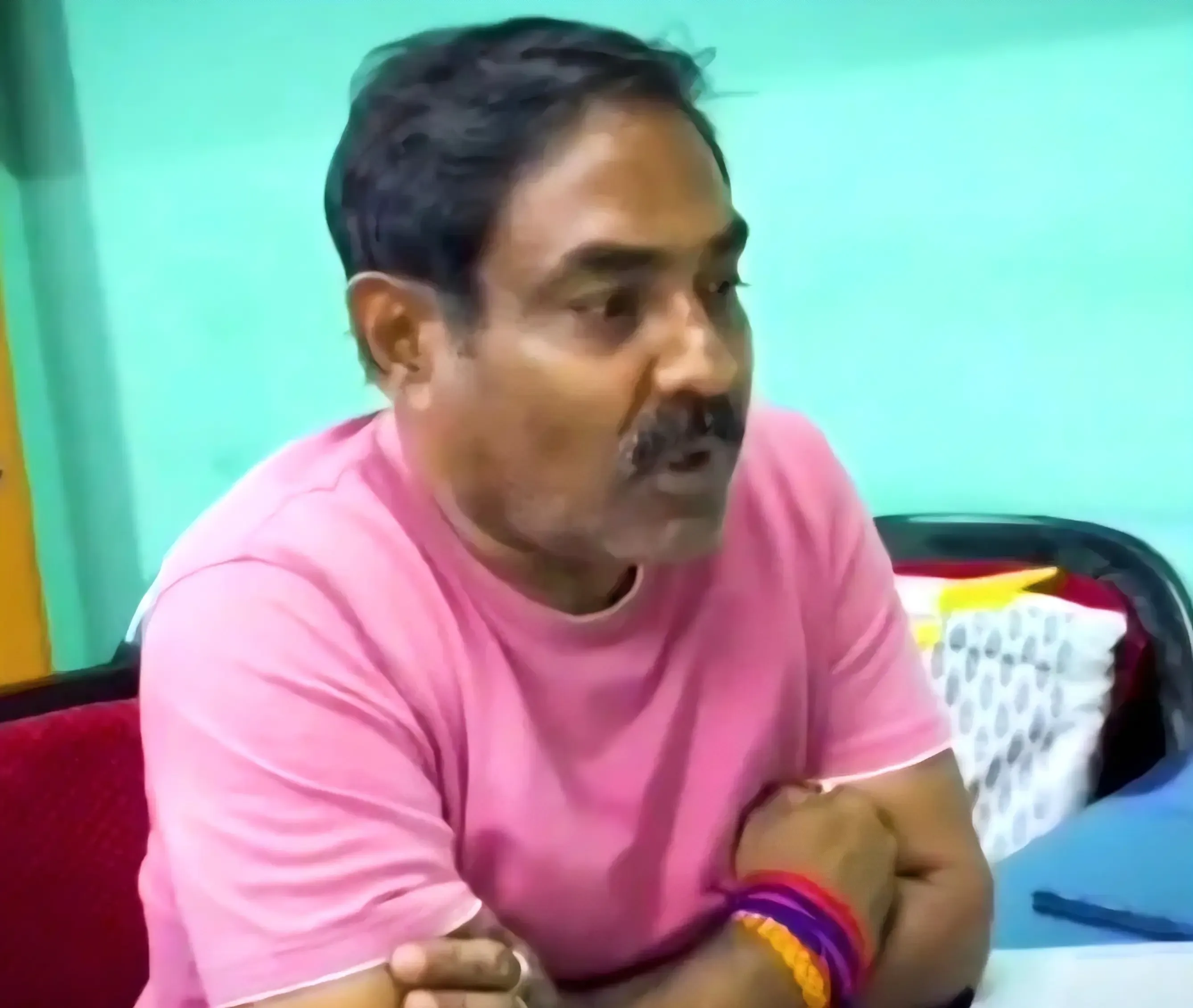 Did a Trinamool Panchayat Member Assault a School Headmaster in Kakdwip?