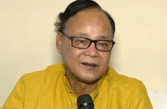 Trinamool rebel MPs: 19 sign letter seeking 'real TMC' recognition in Lok Sabha