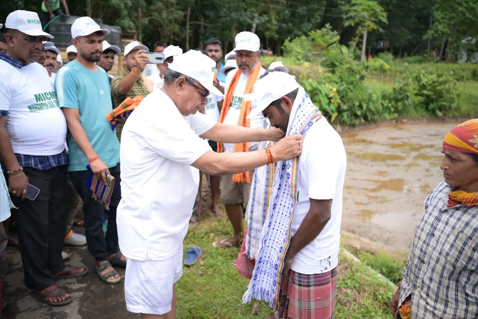 Tripura Agri Minister Ratan Lal Nath joins paddy drive, pushes modern farming