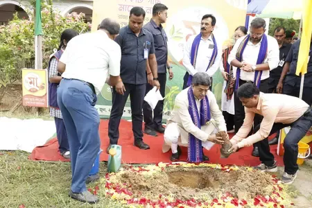 What is the ‘Ek Ped Maa Ke Naam’ 2.0 campaign launched by Tripura CM?