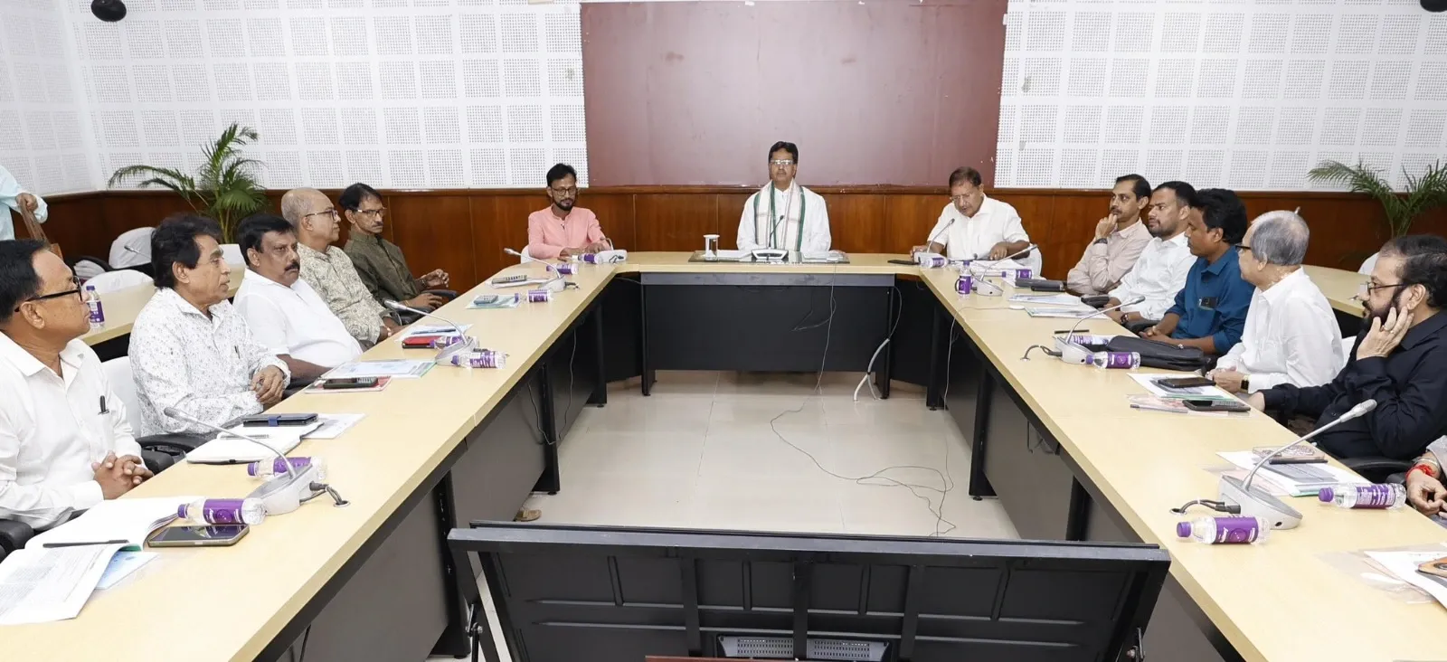 How Can Tripura CM Inspire the Revival of Traditional Art Forms?