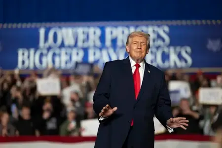 Is Trump Winning Over Diners While Promoting His Campaign?