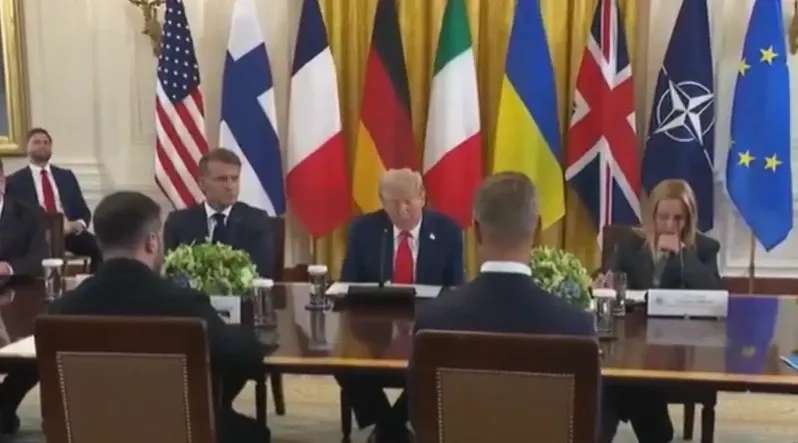 Did Trump Pause White House Discussions to Call Putin?