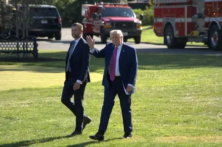 Trump Issues Stark Warning to Iran Over Naval Blockade