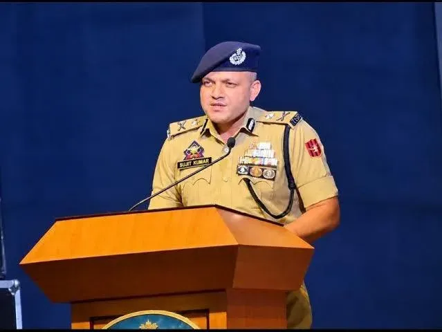 J&K IGP Sujit Kumar warns students on drugs, social media traps in Srinagar