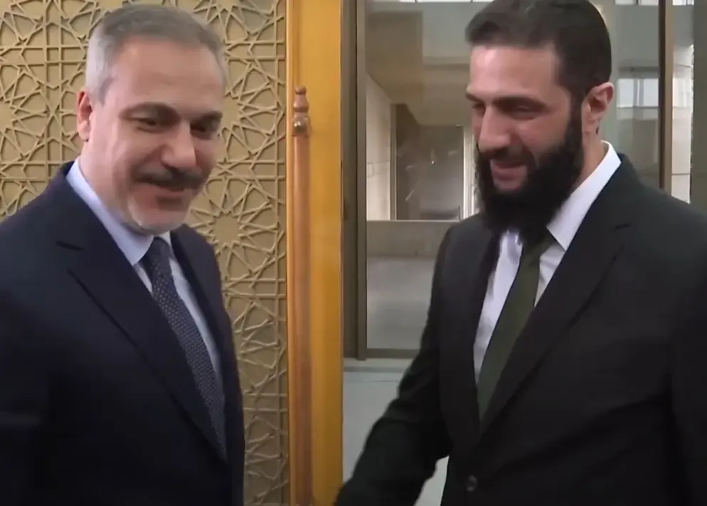 Turkish Foreign Minister and New Syrian Leadership Commit to Enhancing Relations After Discussions