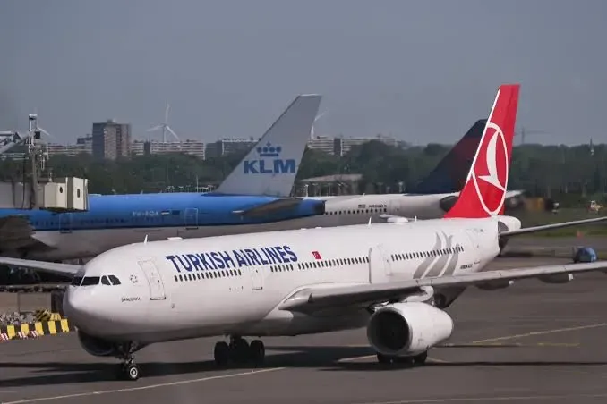 Turkish Airlines Flight Diverts to Entebbe Due to Safety Issues