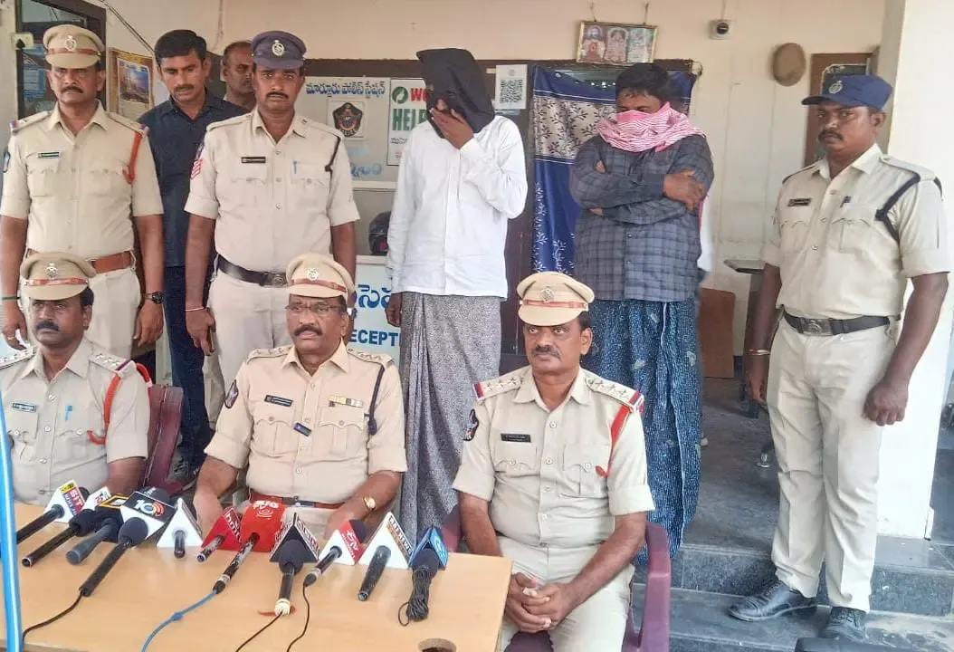 Two Individuals Detained Following Gelatine Stick Seizure in Andhra Pradesh