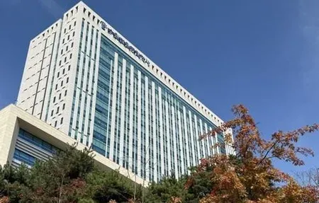 Two Chinese nationals jailed for filming Korean, US air bases in South Korea