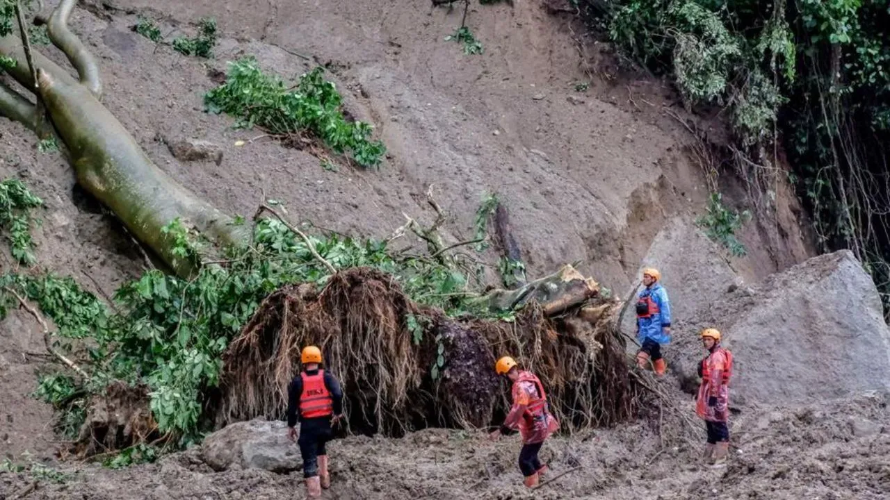 Landslide Claims Two Lives as Severe Weather Strikes West Java, Indonesia