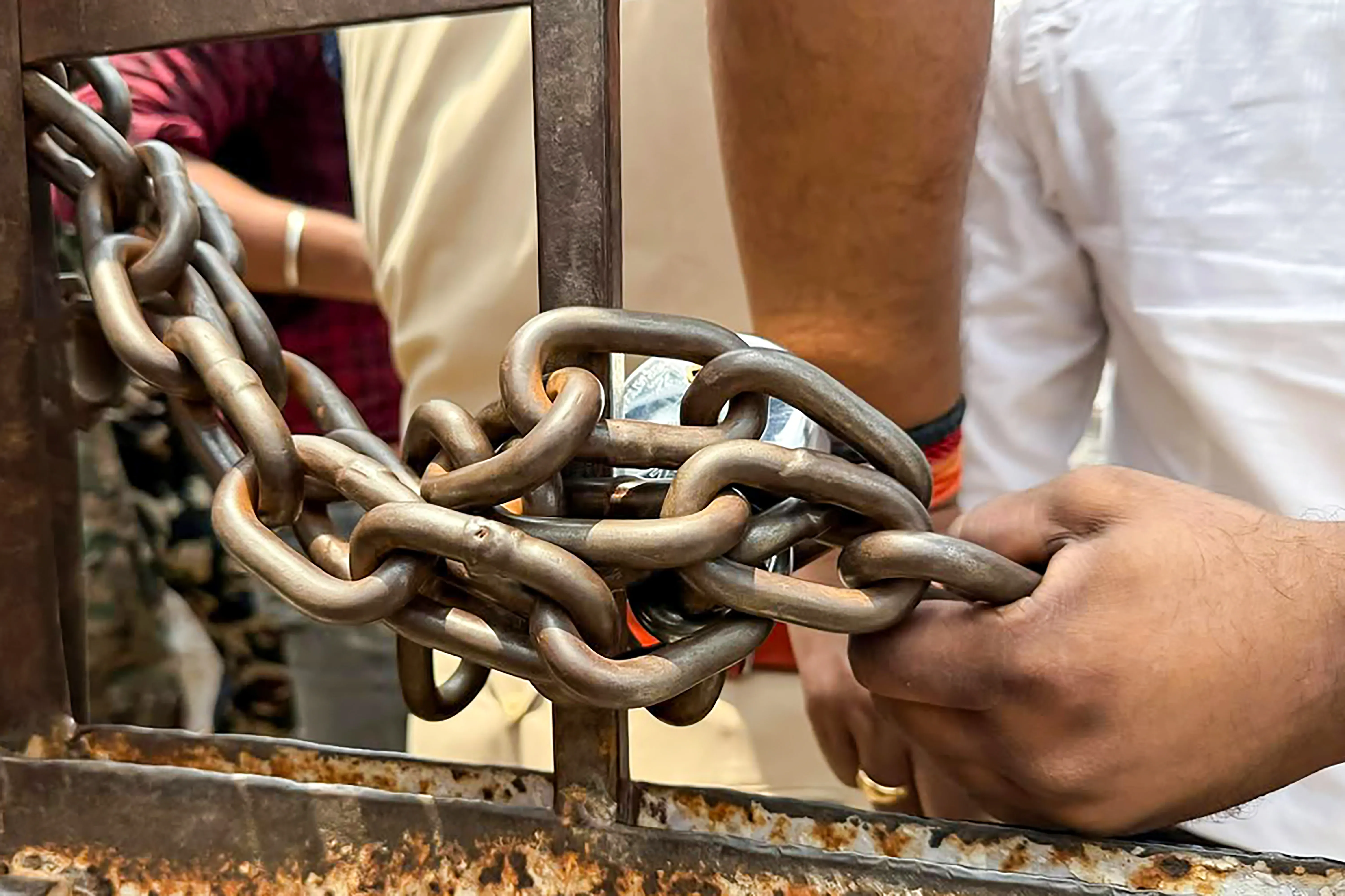 Did Muzaffarpur Police Seal Two Hotels and a House for Running a Prostitution Racket?