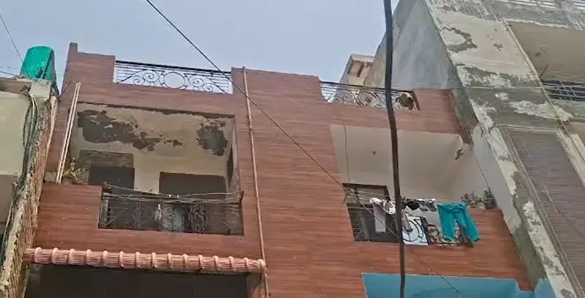Two men found dead in Ghaziabad flat near DLF Bhagat Singh Chowk