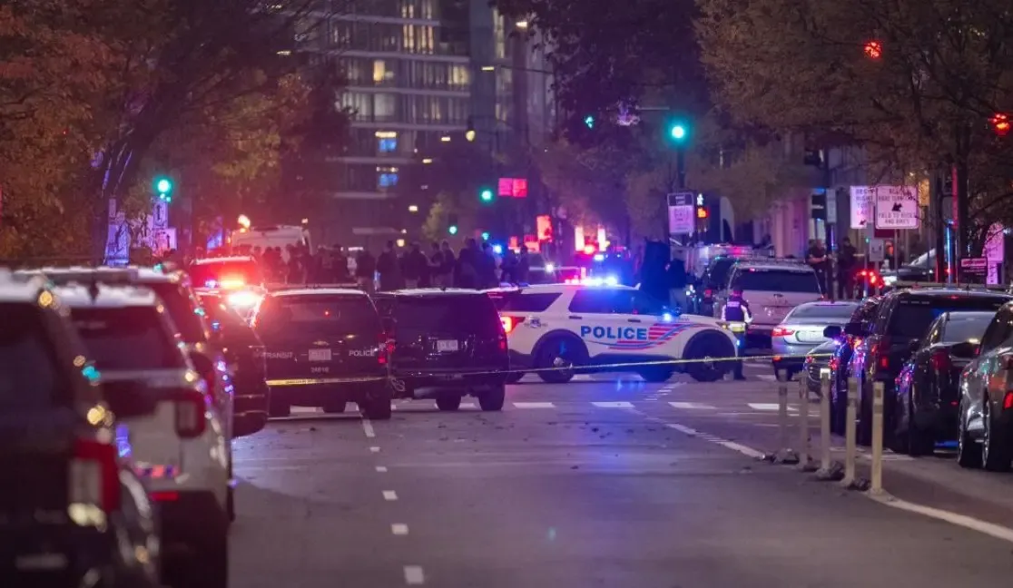 Were Two National Guard Members Shot on Thanksgiving Eve in Washington?