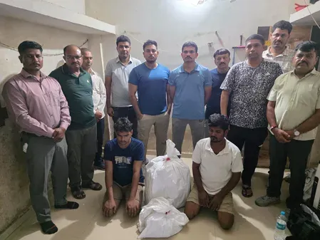 Surat Police arrest 2 Odisha men with 20 kg ganja worth ₹10 lakh
