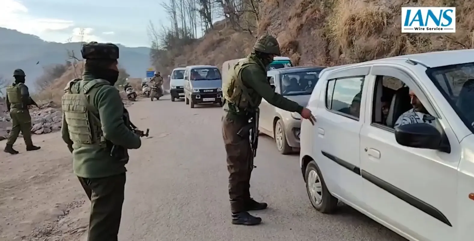 Army Thwarts Infiltration Attempt, Neutralizes Two Terrorists in Poonch