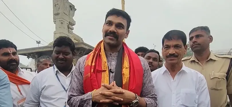 क्या बेल्लमकोंडा श्री निवास ने 'टायसन नायडू' की रिलीज से पहले तिरुपति बालाजी के दर्शन किए?