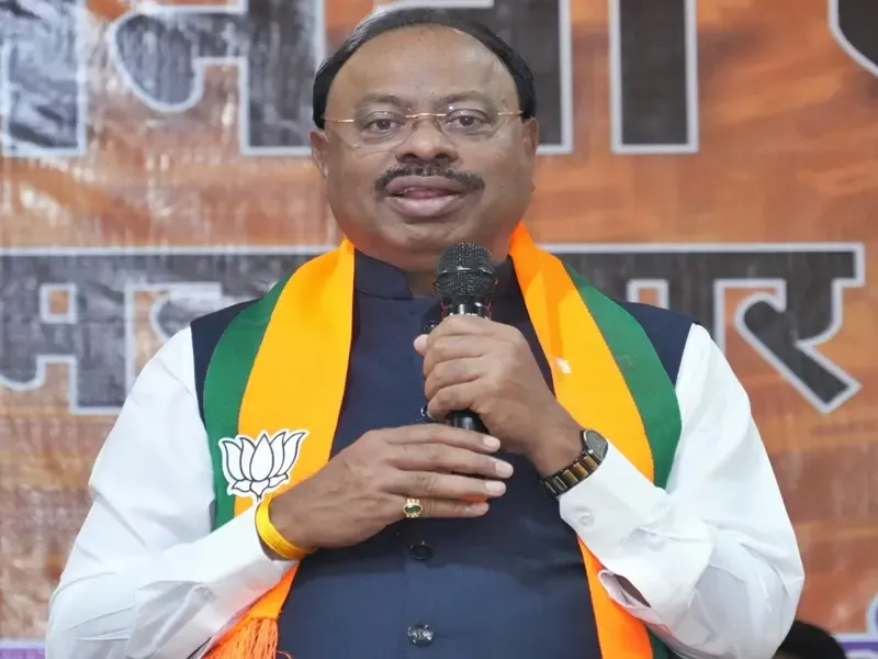 Uddhav Emerges as Leader of 'Aurangzeb Supporters': Maharashtra Minister