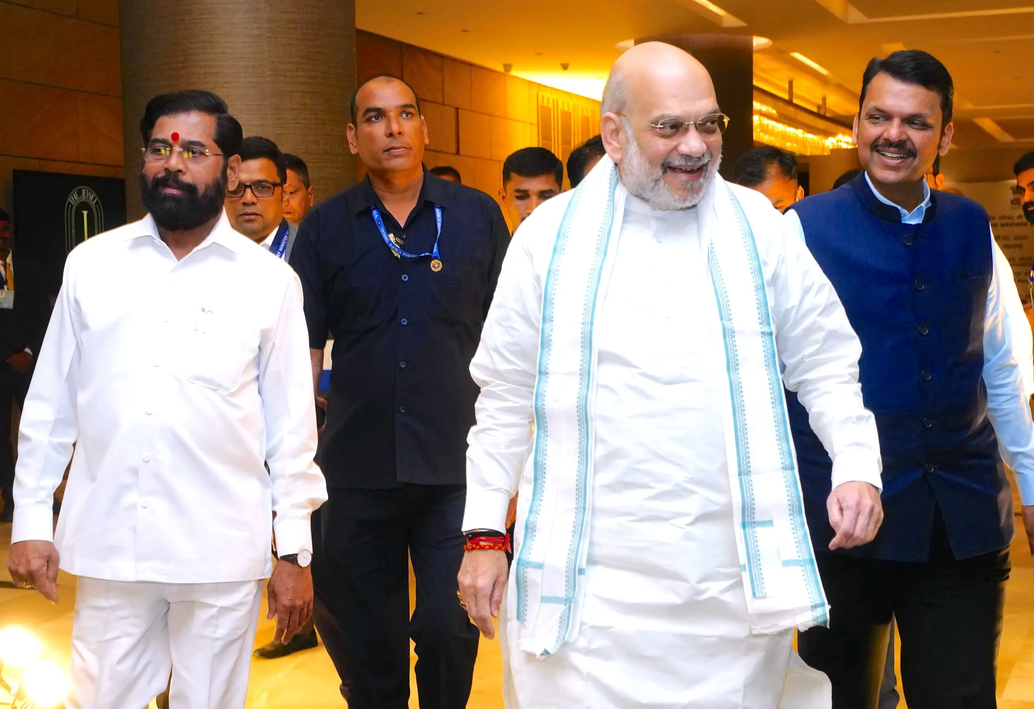 Did Uddhav Devour Mumbai Like a Python? Mahayuti Responds to 'Anaconda' Comment on Amit Shah