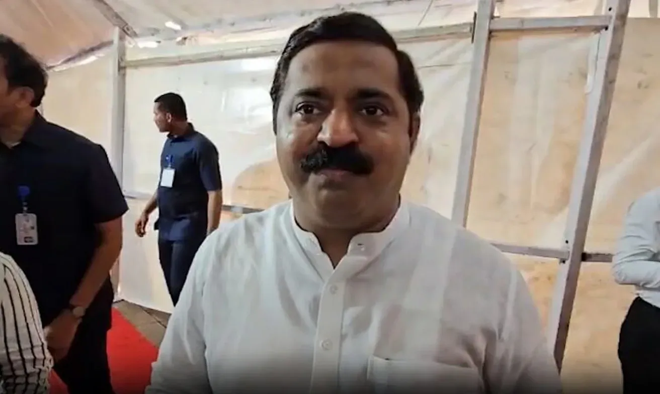 उद्धव ठाकरे के 'बाबर जनता पार्टी' बयान पर BJP-शिवसेना का पलटवार, कहा- राजनीतिक हताशा में अप्रासंगिक