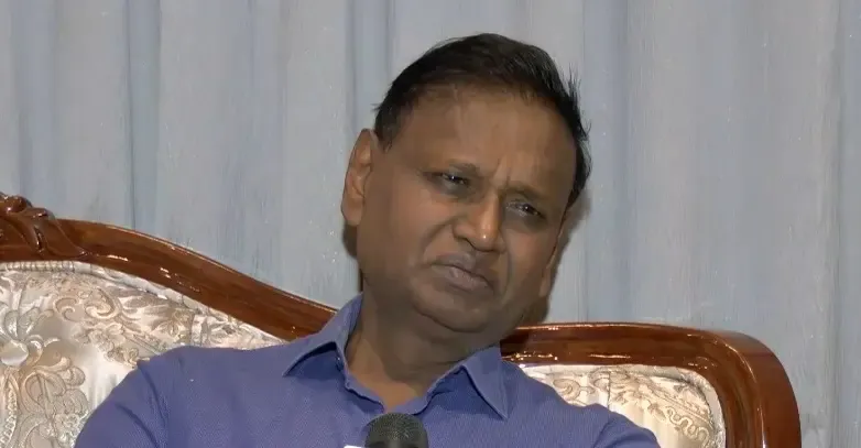 उदित राज का तंज: अमेरिका अब भारत के तेल आयात का निर्णय ले रहा है