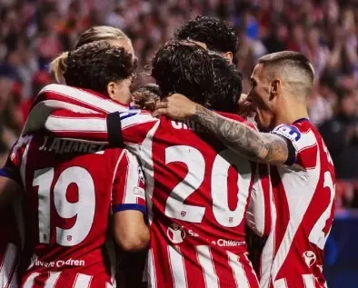 UEFA चैंपियंस लीग: एटलेटिको मैड्रिड ने मैनचेस्टर यूनाइटेड को 2-0 से रौंदा, बैरियोस और लुकमैन चमके