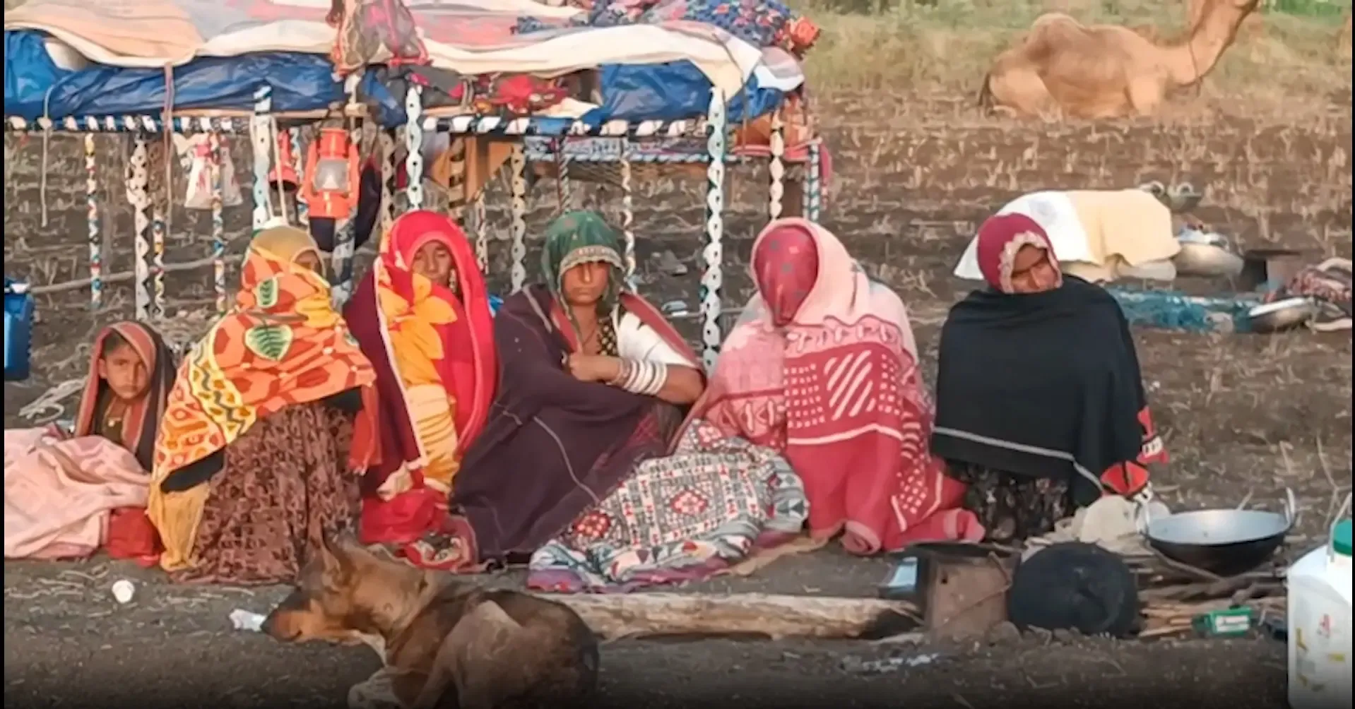 उज्जैन: 12 घंटे से बोरवेल में फंसा बच्चा, एनडीआरएफ और प्रशासन की टीमें बचाव में जुटी