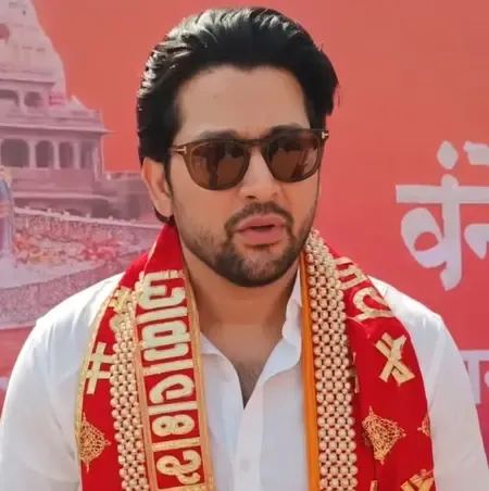 उज्जैन में धूमधाम से मनाया गया 'चेटी चंड' का पर्व, जया प्रदा, आफताब और कुश शाह ने निकाली रैली