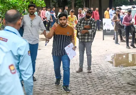 Ujjain University in Controversy Over Religious Question in B.Com, BCA Exams; Investigation Launched