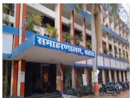 'उल्लू का धमाका' नाम से बेची जा रही थी खतरनाक मिठाईयां, लगा 2.70 लाख का जुर्माना