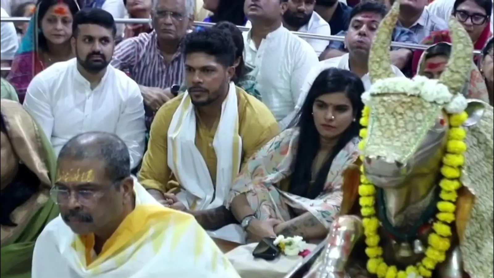 Umesh Yadav and Wife Attend Bhasma Aarti at Mahakaleshwar Temple