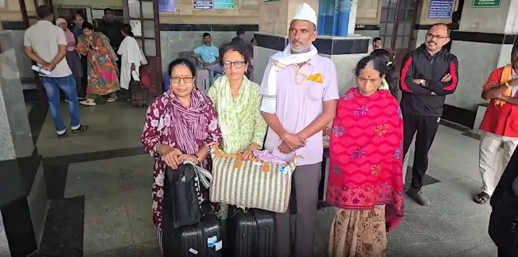 नेपाल आपदा: 106 में से 4 नागपुर टूरिस्ट सुरक्षित लौटे, बोले — 'जिंदा वापसी की उम्मीद नहीं थी'
