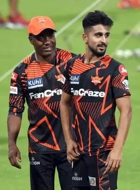 Why was Umran Malik excluded from Jammu and Kashmir's Ranji Trophy squad?