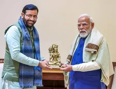 Is the Country Advancing Towards Atmanirbhar Bharat Under PM Modi's Leadership?
