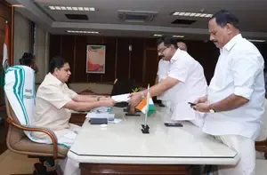 Discontent with Vijayan's Left Government, Anvar Resigns as MLA