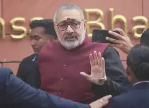 Why is Union Minister Advocating for a Boycott of Turkish Apples?