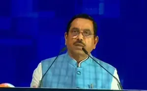 Union Minister Guarantees Full Support for Karnataka's Development