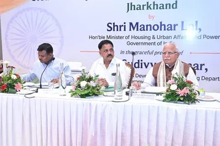 Manohar Lal Khattar reviews Jharkhand power sector, urban schemes in Ranchi