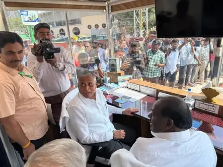 Ministers Review Bengaluru–Mysuru Rail Infrastructure; Mandya Station Enhancements Announced