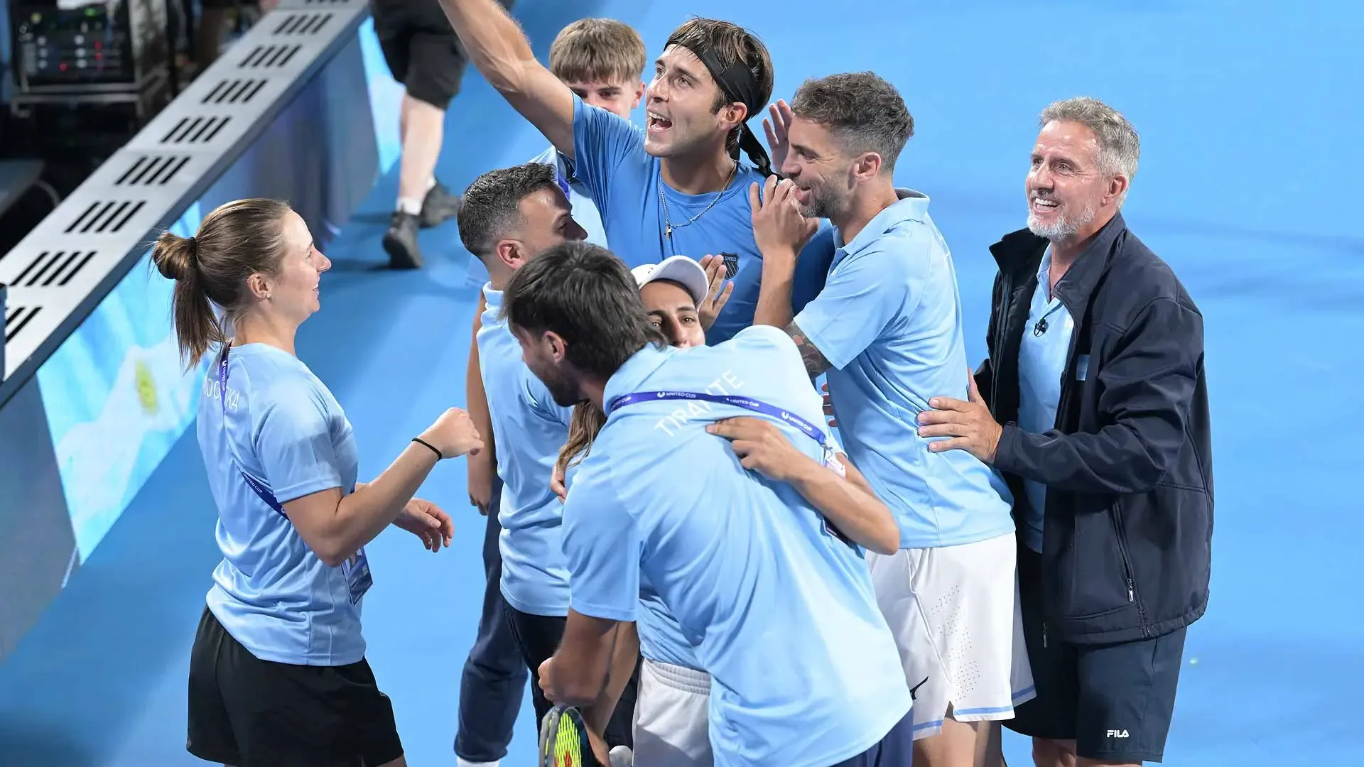 United Cup: De Minaur's Winning Streak Continues, But Argentina Shocks Australia in Opener