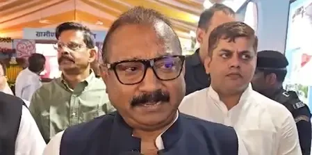खड़गे के बयान पर मंत्री अशोक चौधरी का तीखा जवाब: 'उम्र हो गई है'