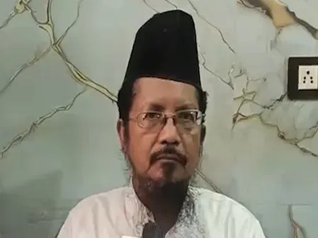UP 2027: Muslim cleric demands SP field Muslim CM candidate or lose votes