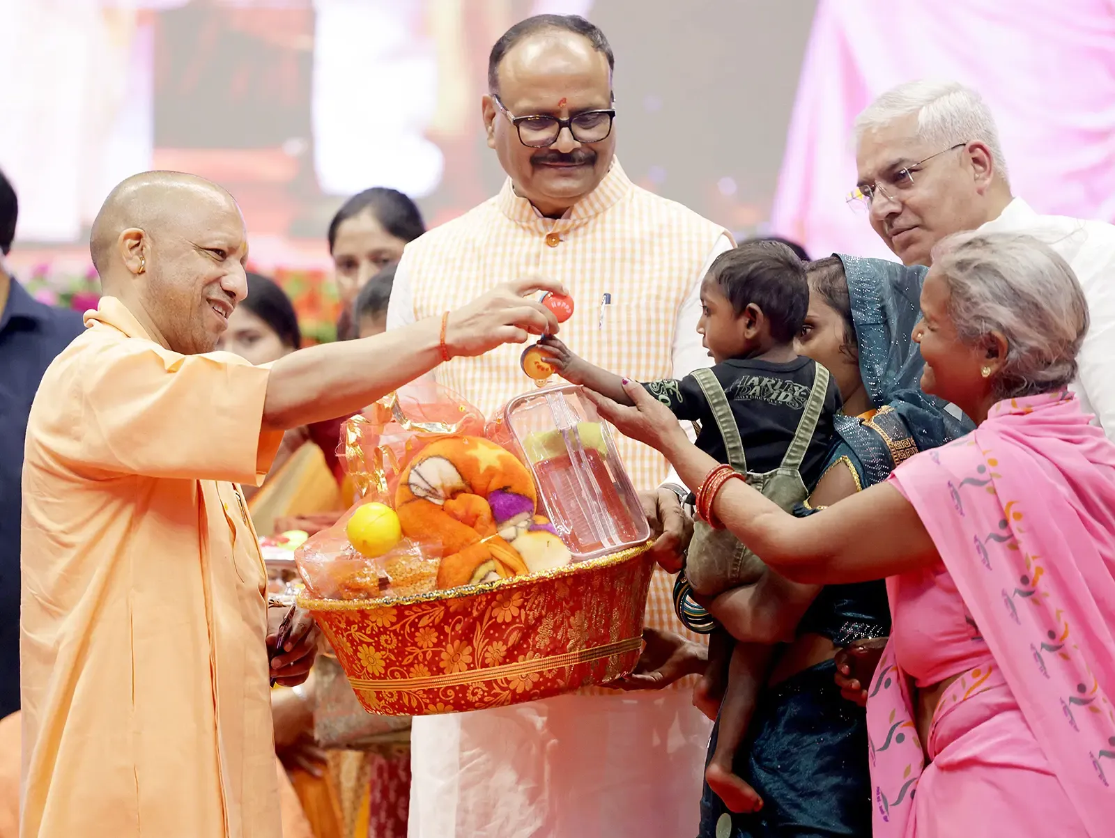 Did UP organize 20,324 health camps while promising smartphones and salary hikes for Anganwadi workers?