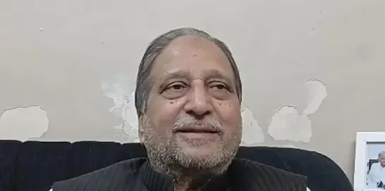 यूपी चुनाव 2027: ओवैसी को 'बीजेपी की बी टीम' बताते हुए नसीम सिद्दीकी की जनता से सावधान रहने की अपील