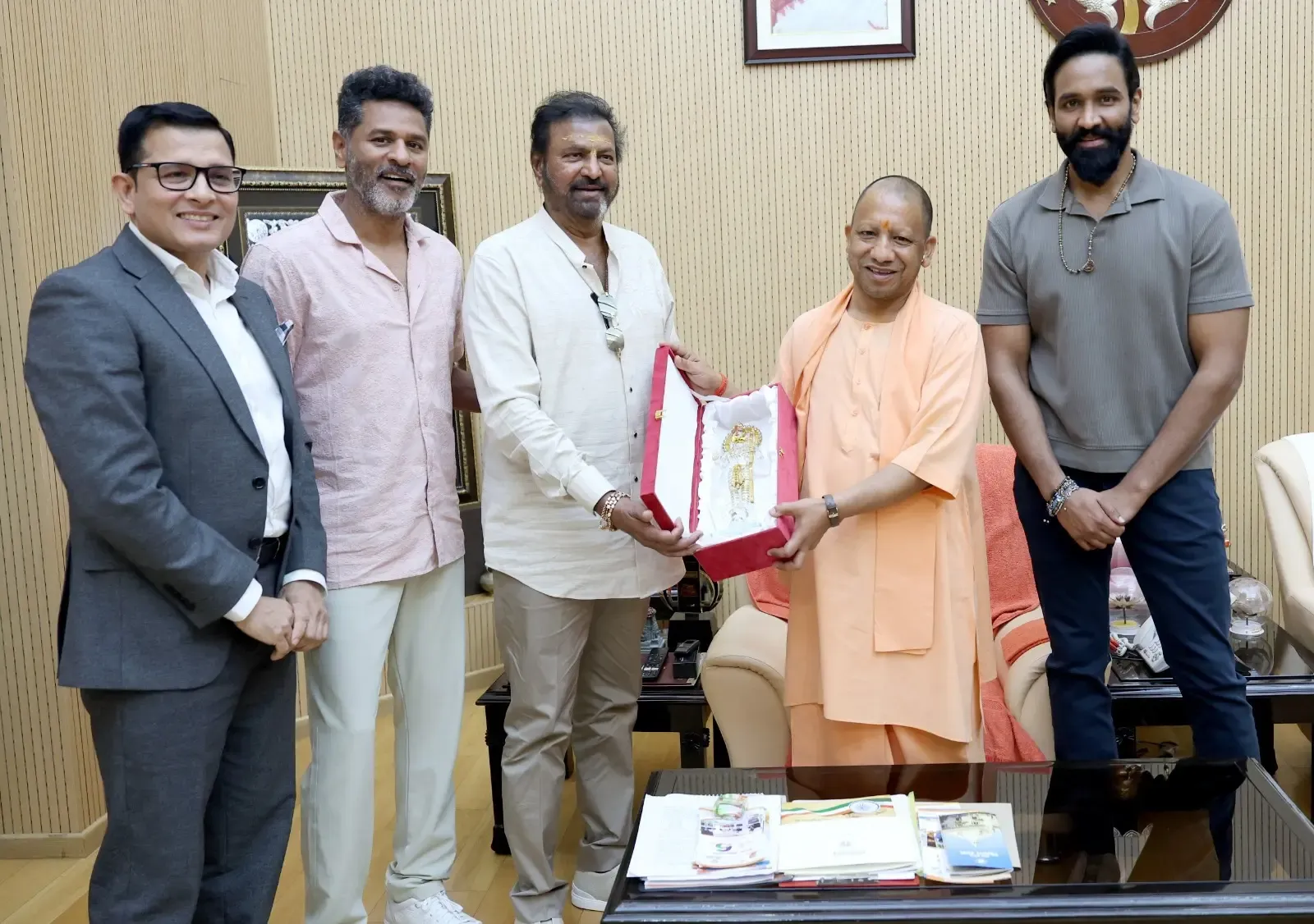 Uttar Pradesh CM Yogi Adityanath Sets Release Date for Vishnu Manchu's 'Kannappa'