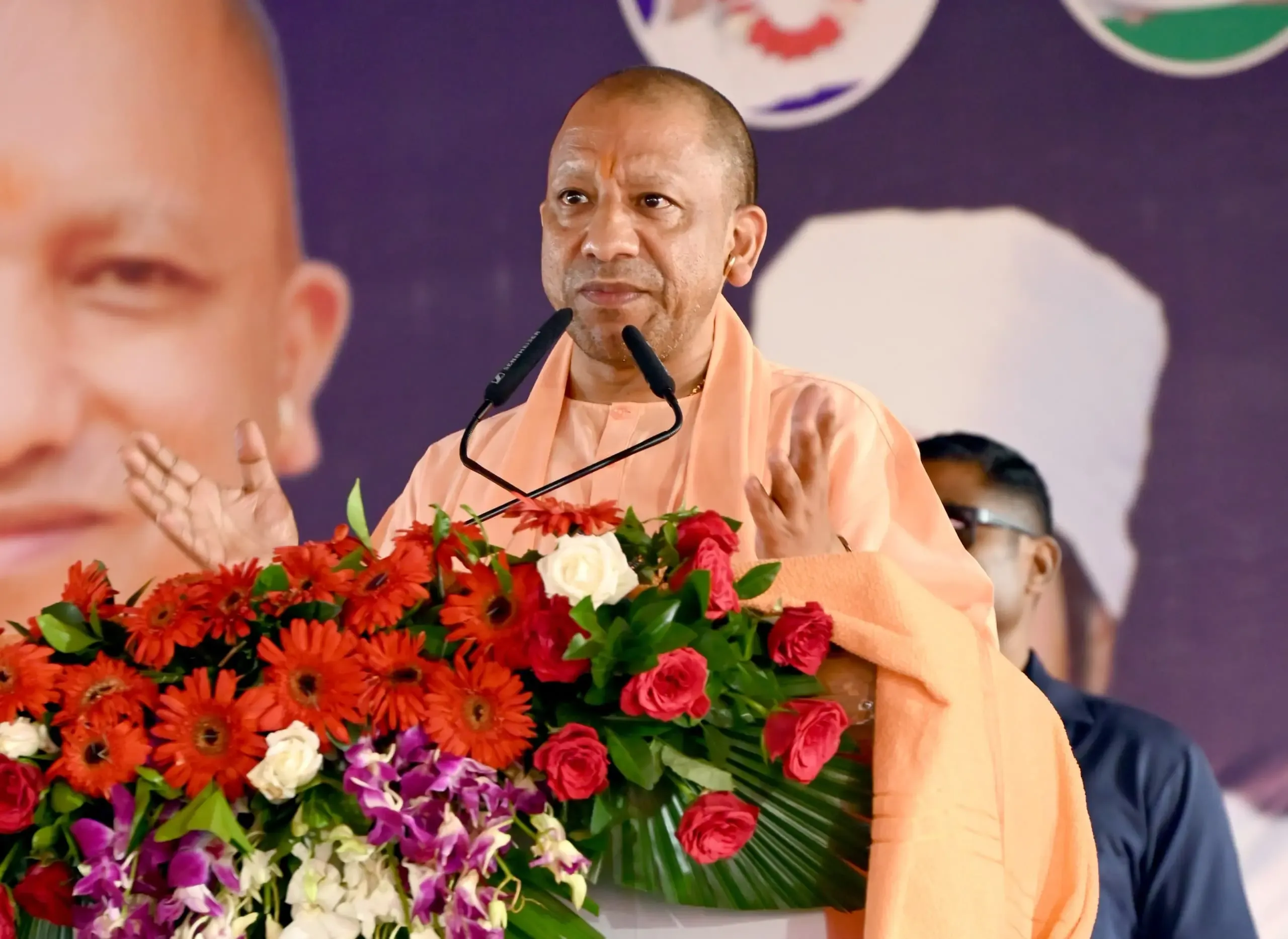 क्या यूपी के सीएम योगी ने मुस्तफाबाद का नाम 'कबीरधाम' रखने की घोषणा की?