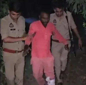 हरदोई मुठभेड़: पचदेवरा पुलिस ने 4 मोटरसाइकिल चोर दबोचे, एक के पैर में गोली