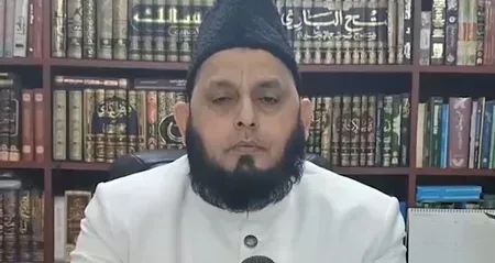 यूपी मदरसों में आधार-आधारित बायोमेट्रिक हाजिरी अनिवार्य, धार्मिक नेताओं ने बताया सकारात्मक कदम